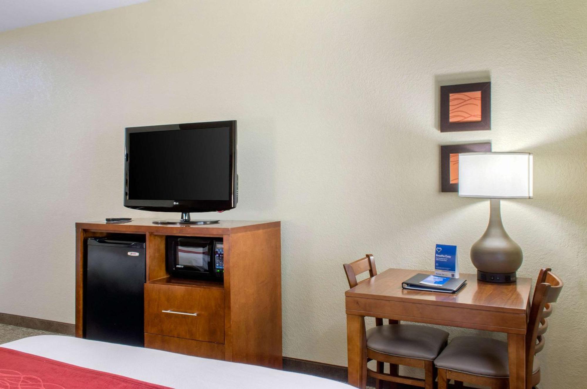 Comfort Inn & Suites Covington - Mandeville Exteriör bild